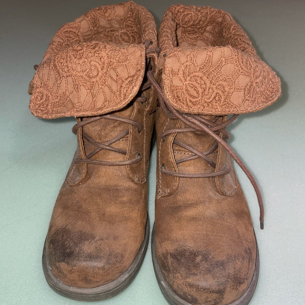 American eagle by Payless boots